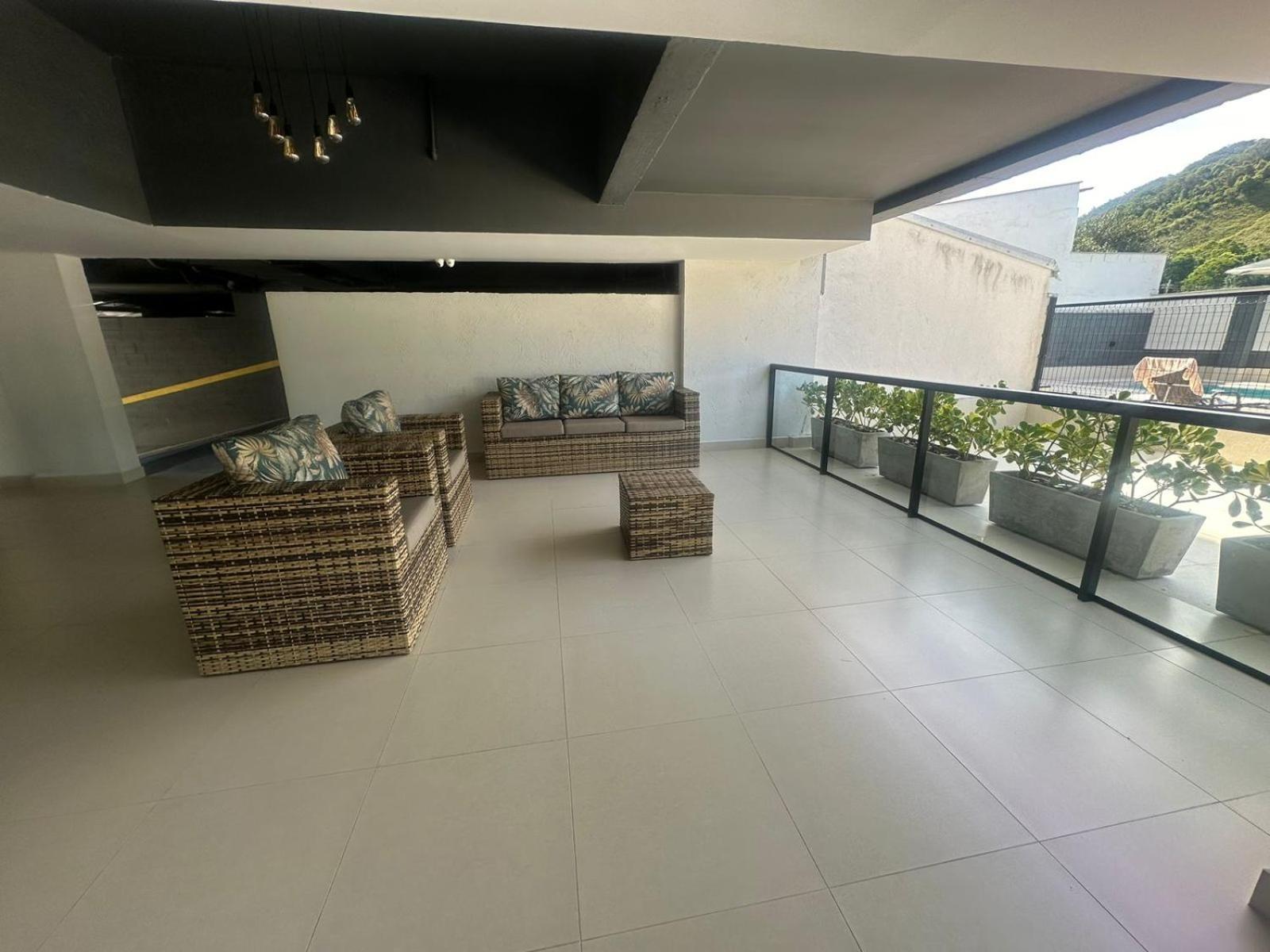 Ap Novo Ubatuba com Varanda Gourmet, Piscina e Wi-Fi Esterno foto